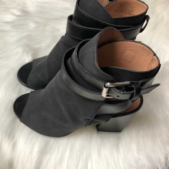 SOLD - Picture 3 of 5